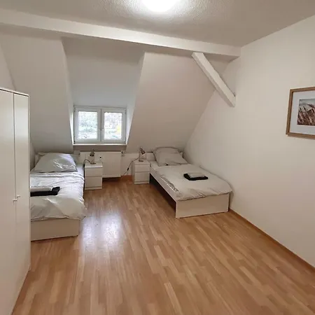Monteurs- Und Apartman