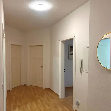 Monteurs- Und * Miltenberg